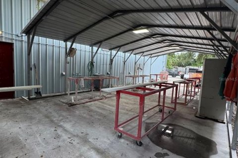 Propiedad comercial en venta en Tampa, Florida, 241.55 m2 № 2321781 - foto 8