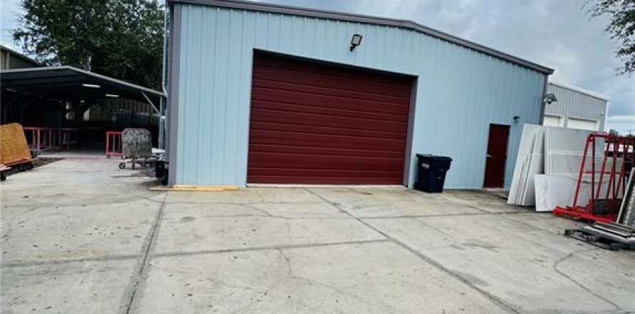 Propiedad comercial en Tampa, Florida 241.55 m2 № 2321781