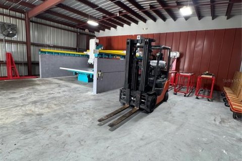 Propiedad comercial en venta en Tampa, Florida, 241.55 m2 № 2321781 - foto 22