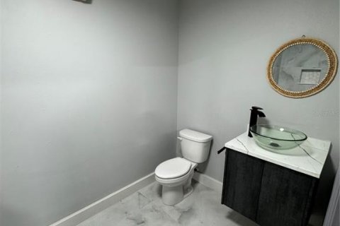 Propiedad comercial en venta en Tampa, Florida, 241.55 m2 № 2321781 - foto 17