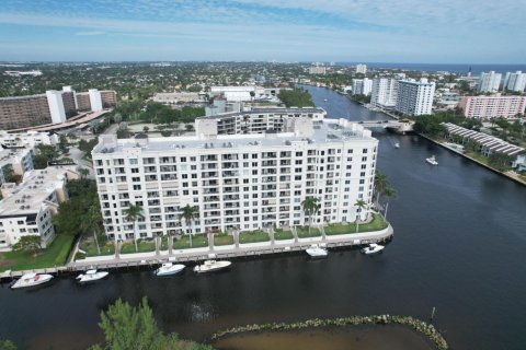 Condominio en alquiler en Pompano Beach, Florida, 3 dormitorios, 176.51 m2 № 959174 - foto 1