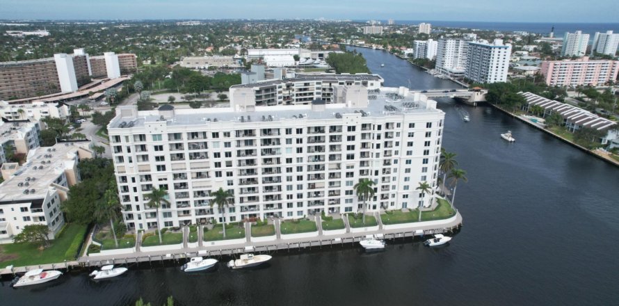 Condominio en Pompano Beach, Florida, 3 dormitorios  № 959174