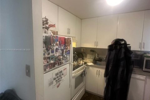 Copropriété à vendre à Hollywood, Floride: 2 chambres № 1985478 - photo 19