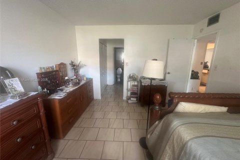 Copropriété à vendre à Hollywood, Floride: 2 chambres № 1985478 - photo 13