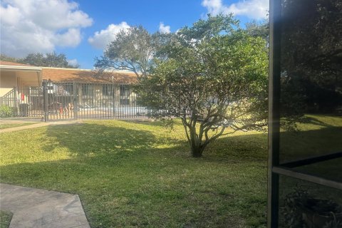 Copropriété à vendre à Hollywood, Floride: 2 chambres № 1985478 - photo 1