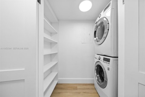 Condo in Aventura, Florida, 2 bedrooms № 2010344 - photo 22