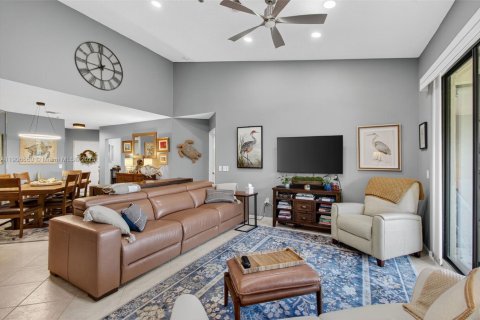 Купить кондоминиум в Бойнтон-Бич, Флорида 3 спальни, 103.59м2, № 1963027 - фото 15