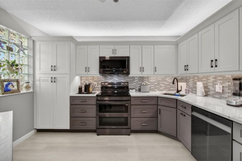 Купить кондоминиум в Бойнтон-Бич, Флорида 3 спальни, 103.59м2, № 1963027 - фото 3