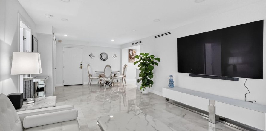 Condo à Miami Beach, Floride, 2 chambres  № 2250340