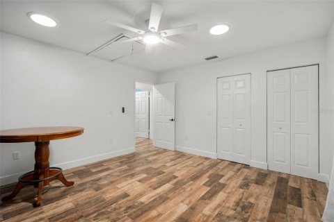 House in Archer, Florida 4 bedrooms, 201.41 sq.m. № 1843877 - photo 18