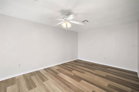 Dúplex en venta en Leesburg, Florida, 2 dormitorios, 97.08 m2 № 1873247 - foto 16