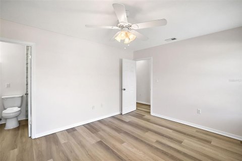 Dúplex en venta en Leesburg, Florida, 2 dormitorios, 97.08 m2 № 1873247 - foto 22