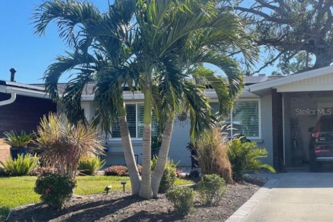 House in Sarasota, Florida 2 bedrooms, 112.04 sq.m. № 1628966 - photo 26