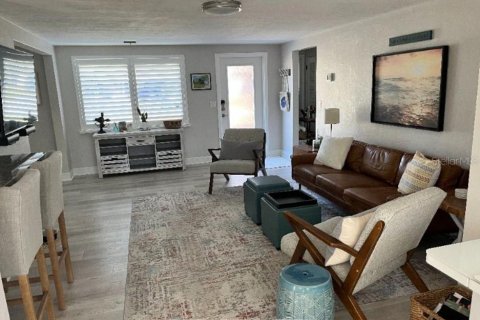 House in Sarasota, Florida 2 bedrooms, 112.04 sq.m. № 1628966 - photo 9