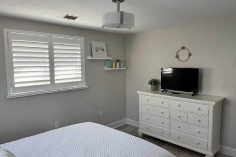 House in Sarasota, Florida 2 bedrooms, 112.04 sq.m. № 1628966 - photo 18