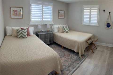 House in Sarasota, Florida 2 bedrooms, 112.04 sq.m. № 1628966 - photo 23