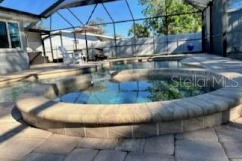 House in Sarasota, Florida 2 bedrooms, 112.04 sq.m. № 1628966 - photo 5