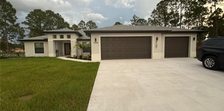 Villa ou maison à Lehigh Acres, Floride 4 chambres № 2240429