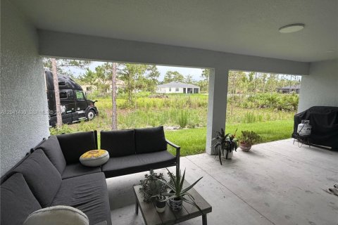 Villa ou maison à louer à Lehigh Acres, Floride: 4 chambres № 2240429 - photo 5