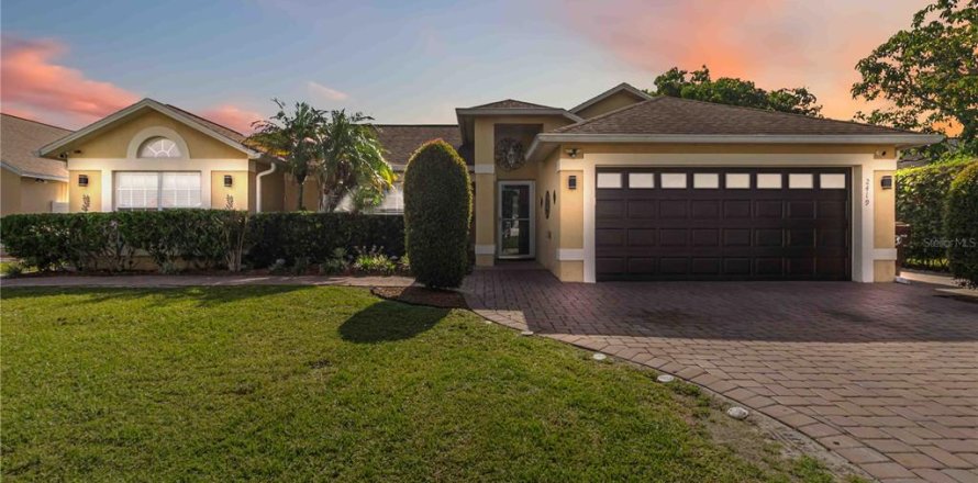 House in Kissimmee, Florida 4 bedrooms, 155.89 sq.m. № 1893671