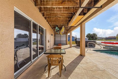 Villa ou maison à vendre à Port Charlotte, Floride: 3 chambres, 220.36 m2 № 1785325 - photo 3