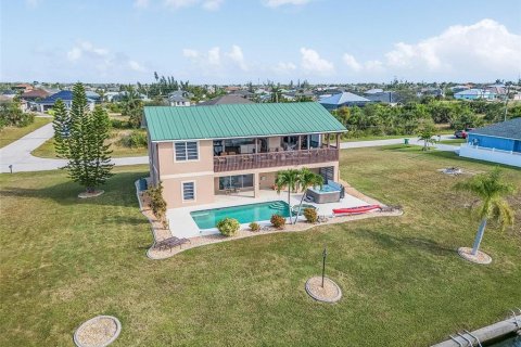 Villa ou maison à vendre à Port Charlotte, Floride: 3 chambres, 220.36 m2 № 1785325 - photo 14