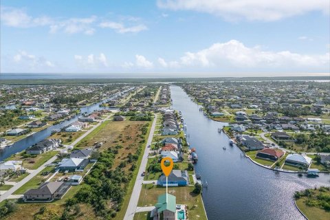 Villa ou maison à vendre à Port Charlotte, Floride: 3 chambres, 220.36 m2 № 1785325 - photo 29