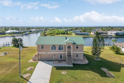 Villa ou maison à vendre à Port Charlotte, Floride: 3 chambres, 220.36 m2 № 1785325 - photo 18
