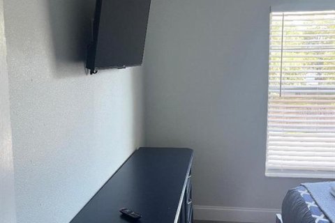 Casa en alquiler en Orlando, Florida, 4 dormitorios, 252.14 m2 № 1740526 - foto 22