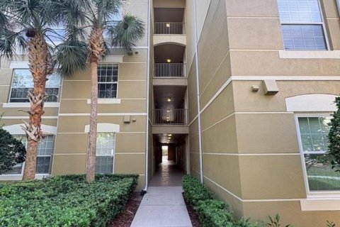 Condo in Orlando, Florida, 3 bedrooms № 2113919 - photo 2