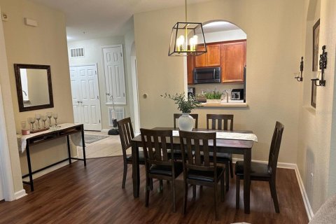 Condo in Orlando, Florida, 3 bedrooms № 2113919 - photo 9