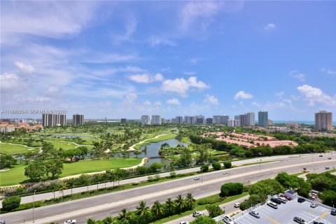 Condo in Aventura, Florida, 2 bedrooms № 2048249 - photo 3