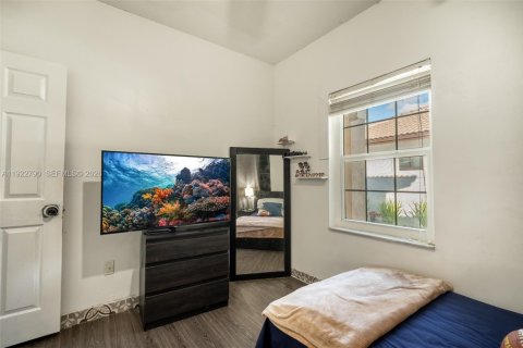 Villa ou maison à vendre à Pembroke Pines, Floride: 4 chambres, 141.77 m2 № 1995895 - photo 20