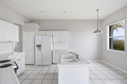 House in Homestead, Florida 4 bedrooms, 163.97 sq.m. № 2040569 - photo 21