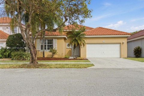 House in Homestead, Florida 4 bedrooms, 163.97 sq.m. № 2040569 - photo 2