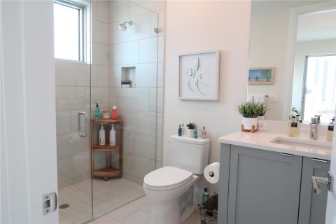 Condominio en venta en Tampa, Florida, 3 dormitorios, 234.3 m2 № 2113626 - foto 19