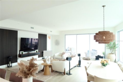 Condominio en venta en Tampa, Florida, 3 dormitorios, 234.3 m2 № 2113626 - foto 7