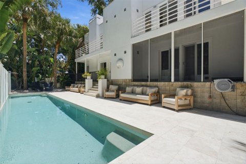 Villa ou maison à vendre à Tampa, Floride: 3 chambres, 214.98 m2 № 2306613 - photo 19