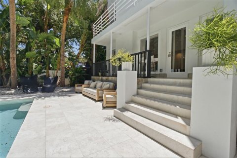 Villa ou maison à vendre à Tampa, Floride: 3 chambres, 214.98 m2 № 2306613 - photo 18