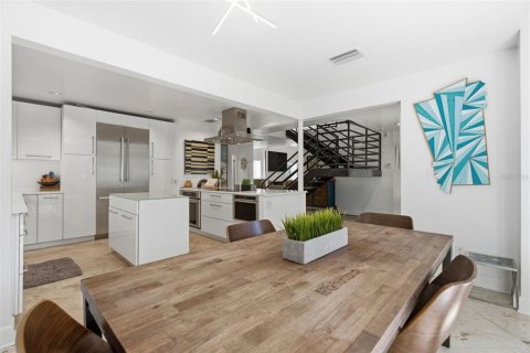 Villa ou maison à vendre à Tampa, Floride: 3 chambres, 214.98 m2 № 2306613 - photo 14