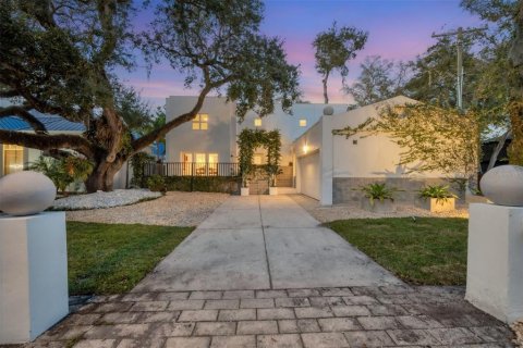 Casa en Tampa, Florida 3 dormitorios, 214.98 m2 № 2306613