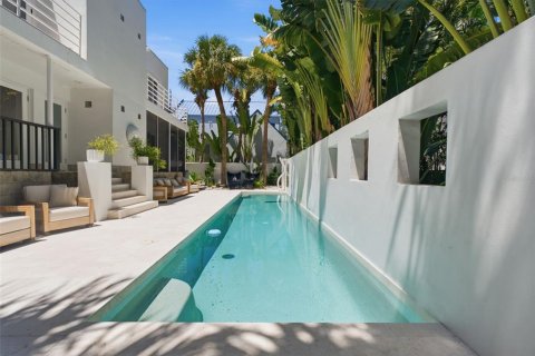 Villa ou maison à vendre à Tampa, Floride: 3 chambres, 214.98 m2 № 2306613 - photo 20