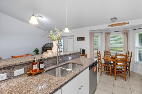 House in Ocala, Florida 3 bedrooms, 156.91 sq.m. № 2232319 - photo 9