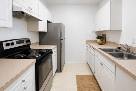 Condominio en alquiler en Tampa, Florida, 1 dormitorio, 68 m2 № 2142645 - foto 4