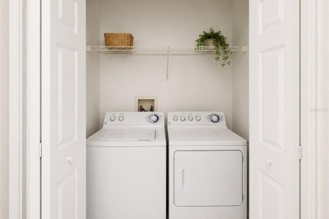 Condominio en alquiler en Tampa, Florida, 1 dormitorio, 68 m2 № 2142645 - foto 9