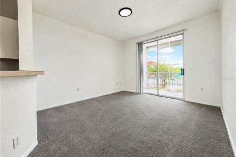 Condominio en alquiler en Tampa, Florida, 1 dormitorio, 68 m2 № 2142645 - foto 6