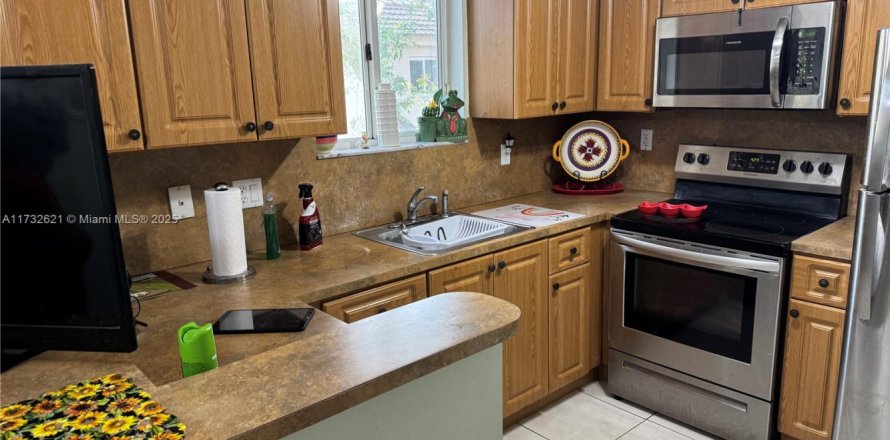 Condo in Homestead, Florida, 3 bedrooms  № 1811626