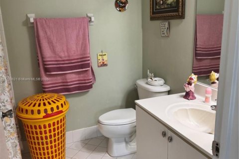 Condo in Homestead, Florida, 3 bedrooms  № 1811626 - photo 15