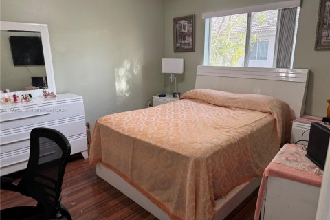 Condo in Homestead, Florida, 3 bedrooms  № 1811626 - photo 12