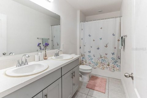 House in Kissimmee, Florida 4 bedrooms, 178.56 sq.m. № 2142015 - photo 14